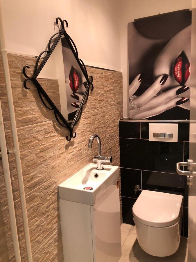 Blau Wohnung Karlsruhe Dış mekan fotoğraf